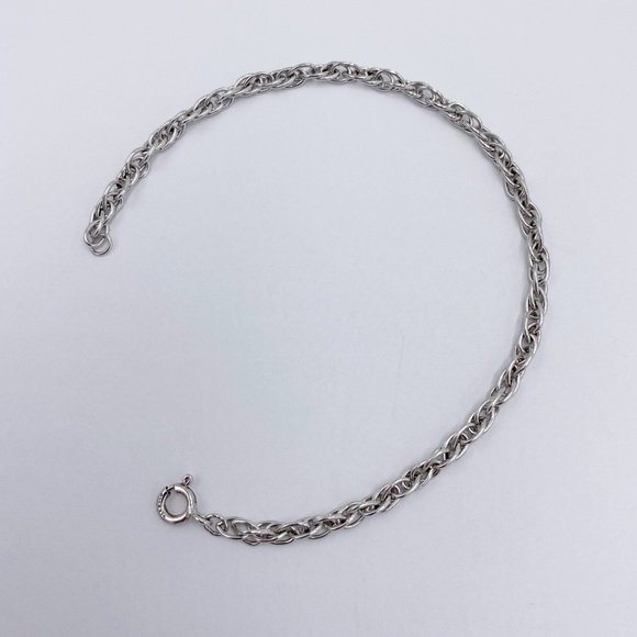 Vintage Sterling Silver Dainty Bracelet - Picture 6 of 7